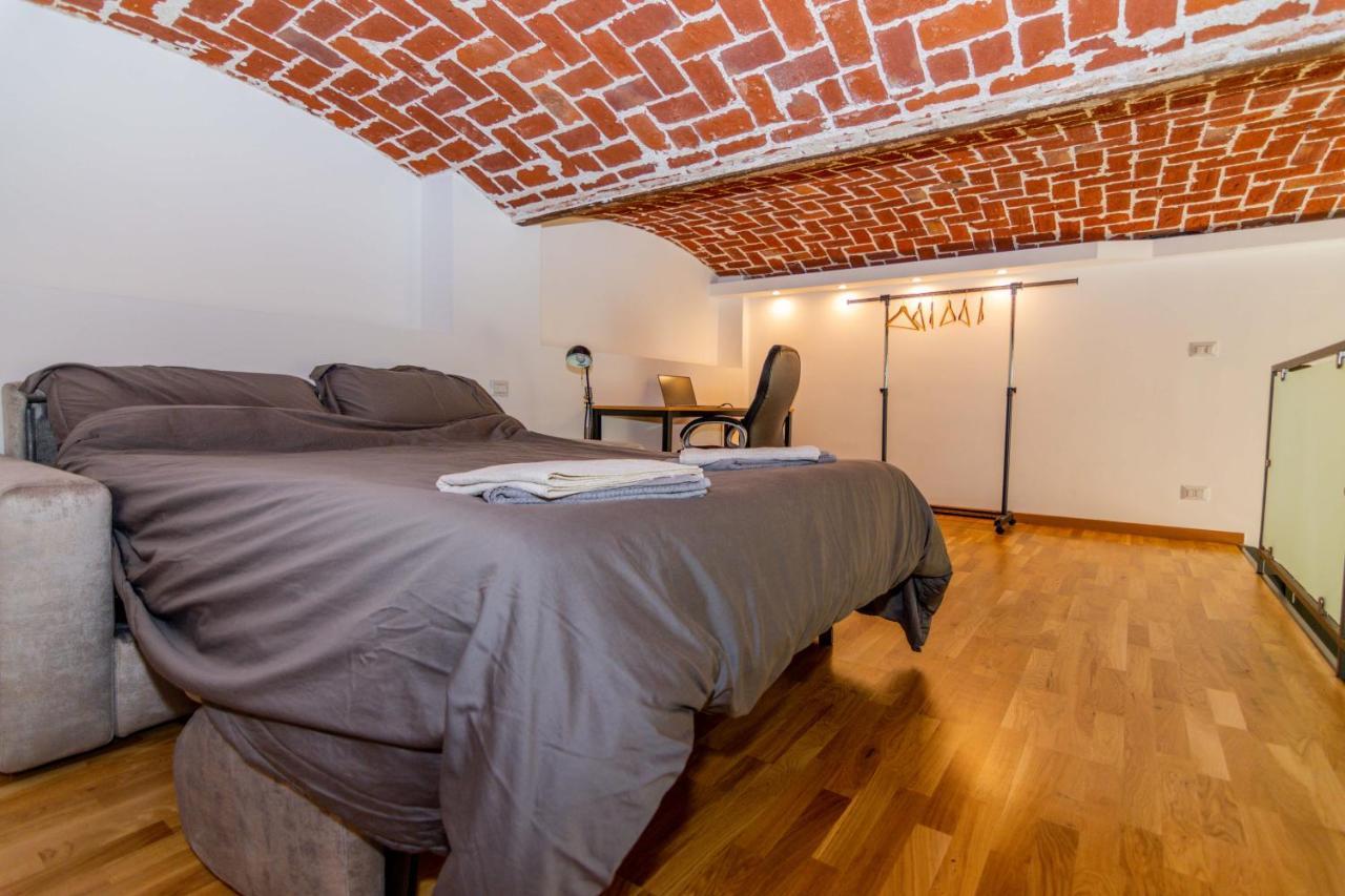Industrial Loft -Center Of Turin- By Happyhostorino Daire Dış mekan fotoğraf
